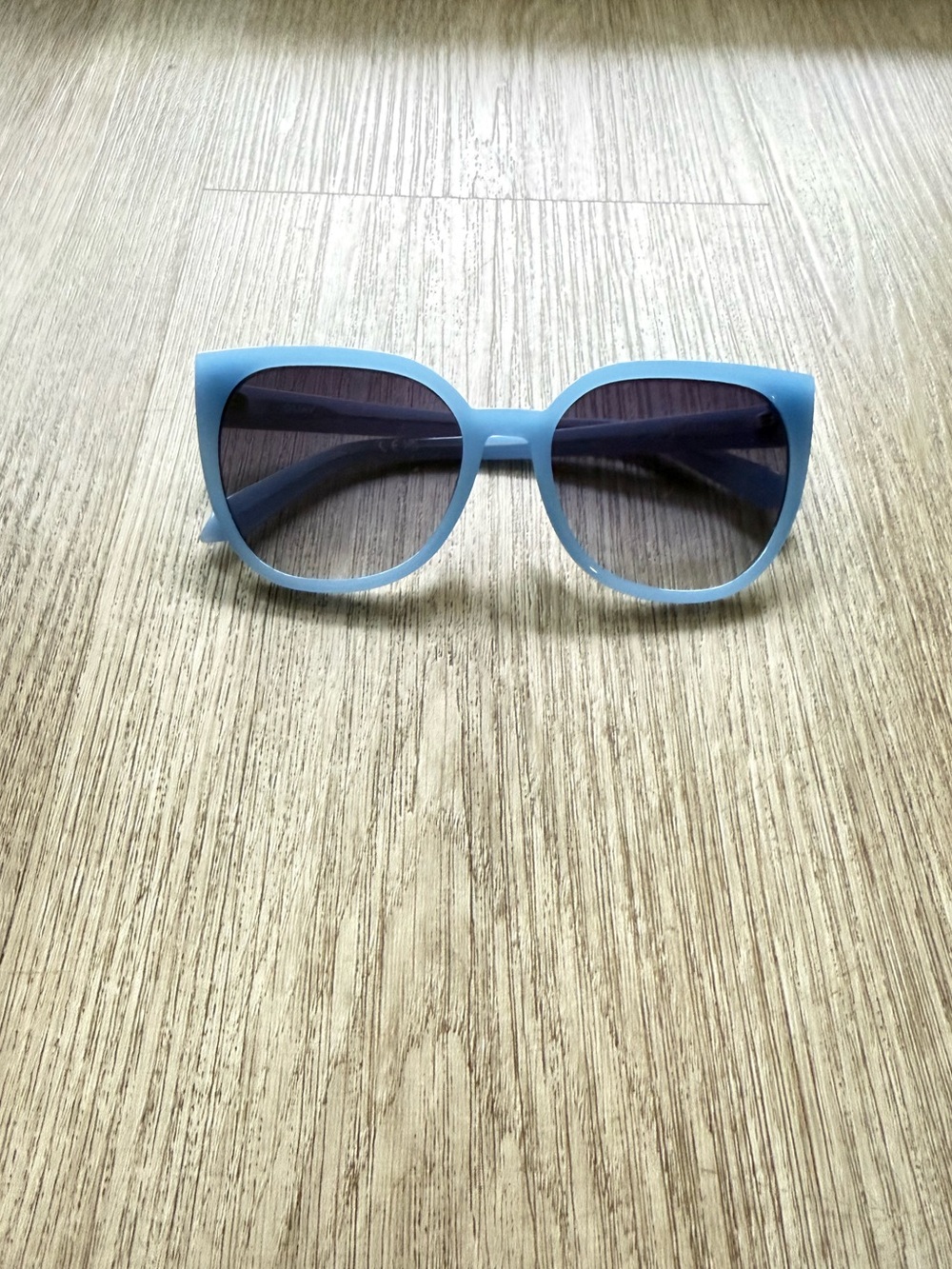 quay australia staycation blue oversized cat eye sunglasses eyewear NEW
